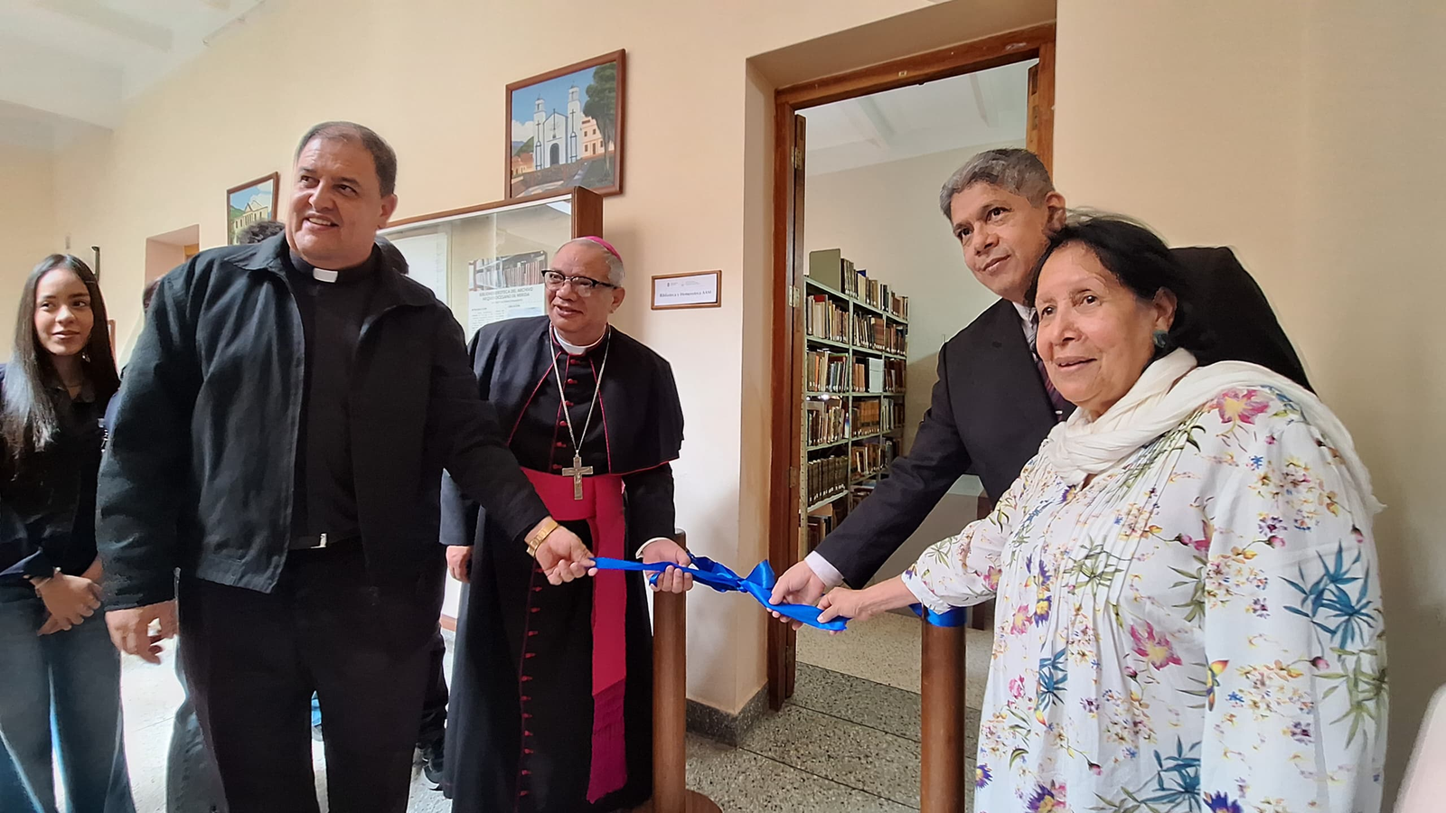 La Arquidiócesis de Mérida ha conmemorado los 120 años del Archivo Arquidiocesano y 303 años del natalicio de Fray Juan Ramos de Lora
